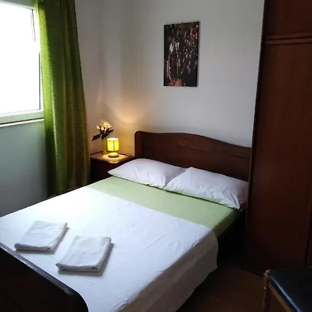 Doris Apartment